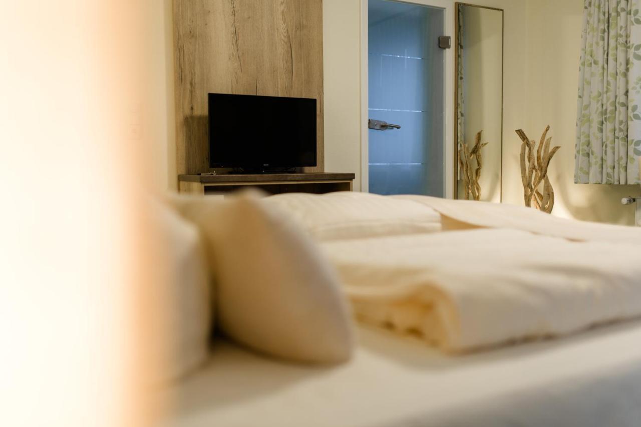 Akzent Hotel Zur Gruenen Eiche Биспинген Экстерьер фото