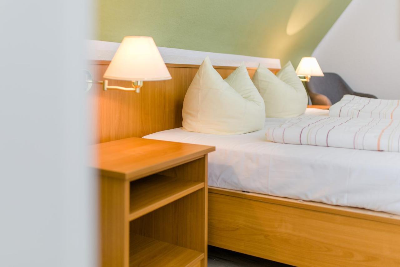 Akzent Hotel Zur Gruenen Eiche Биспинген Экстерьер фото
