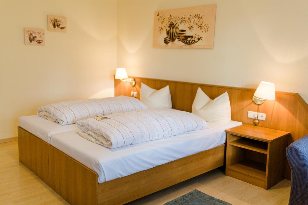 Akzent Hotel Zur Gruenen Eiche Биспинген Экстерьер фото