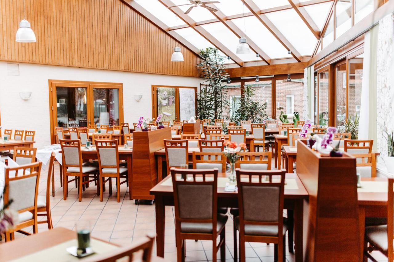 Akzent Hotel Zur Gruenen Eiche Биспинген Экстерьер фото